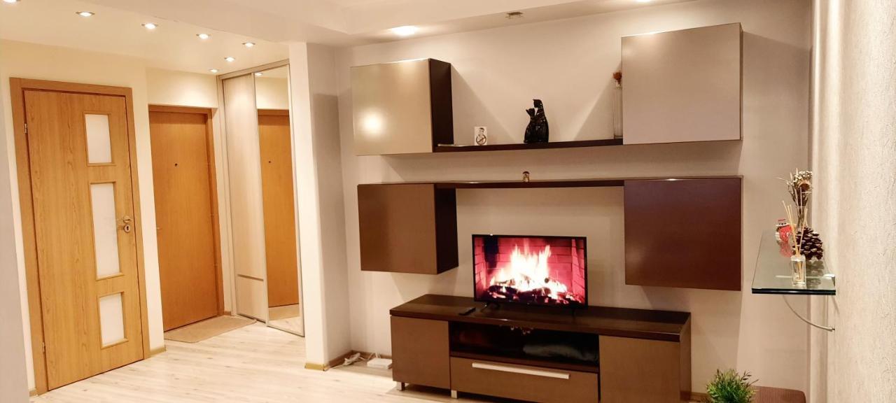M&M Apartment VI Self Check-In Panevezys Ngoại thất bức ảnh
